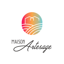 Maison partagée pour seniors autonomes associée à un tiers-lieu culturel et associatif.